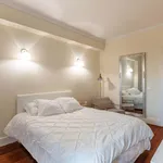 Rent a room of 250 m² in Lisboa