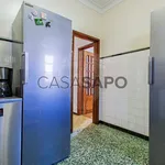 Rent 4 bedroom house of 155 m² in Vila Nova de Gaia