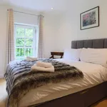 Rent 3 bedroom apartment in Dún Laoghaire