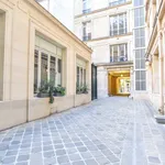 Rent 1 bedroom apartment of 450 m² in Paris