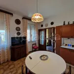 Rent 4 bedroom apartment of 125 m² in Padova