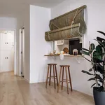 Rent 3 bedroom apartment of 90 m² in Barcelona