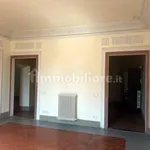 Affitto 5 camera appartamento di 175 m² in Florence