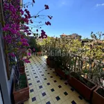 Rent 5 bedroom apartment of 250 m² in Rome