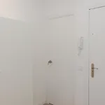 Rent 5 bedroom apartment in Barcelona