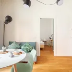 Rent 2 bedroom apartment of 50 m² in Milan