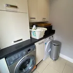 Rent 5 bedroom flat in Yorkshire And The Humber