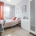 Rent 5 bedroom apartment in Valencia