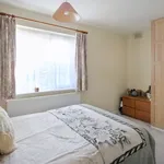 Rent 2 bedroom flat in Uxbridge