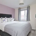 Rent 4 bedroom house in West Midlands