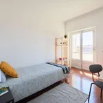 Rent a room in lisbon