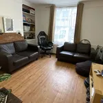 Rent 4 bedroom apartment in South East England