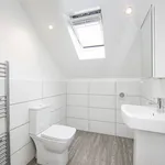 Rent 6 bedroom house in Leeds