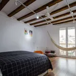 Rent 2 bedroom apartment of 77 m² in barcelona