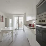 Rent a room in lisbon