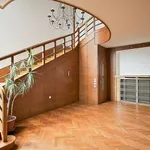 Rent 6 bedroom house of 376 m² in Prague