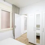 Rent 1 bedroom apartment in Barcelona