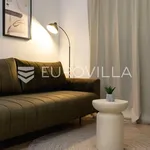 Rent 2 bedroom apartment of 47 m² in Split - Okolica