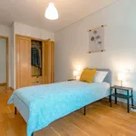 Rent 6 bedroom apartment in Porto