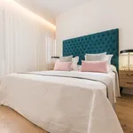 Rent 1 bedroom apartment of 130 m² in Madrid