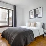 Appartement de 92 m² avec 3 chambre(s) en location à Paris