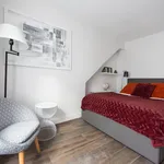 Rent 3 bedroom apartment of 55 m² in Paris