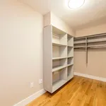 Rent 3 bedroom apartment in Manhattan