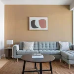 Rent 2 bedroom apartment of 118 m² in lisbon