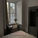 Rent 7 bedroom apartment in Lisbon