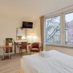 Rent 1 bedroom apartment of 27 m² in Berlin