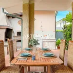 Rent 8 bedroom house of 180 m² in Pietrasanta