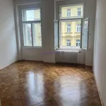 Pronajměte si 4 ložnic/e byt o rozloze 131 m² v Praha