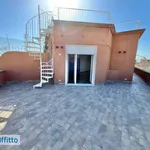 Rent 6 bedroom apartment of 282 m² in Rome