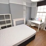 Rent 3 bedroom house in East Midlands