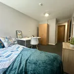 Rent 5 bedroom flat in Nottingham