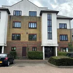 Flat to rent in Semple Gardens, Chatham ME4