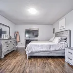 Maison de 4736 m² avec 3 chambre(s) en location à Vaughan (Maple)