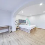 Rent 4 bedroom apartment of 155 m² in Oviedo