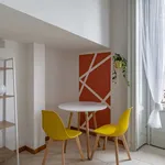 Rent 2 bedroom apartment of 25 m² in Milan