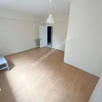 Rent 3 bedroom apartment of 100 m² in İstanbul