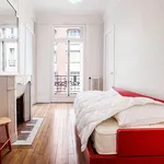 Appartement de 249 m² avec 4 chambre(s) en location à Paris