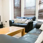 Rent 6 bedroom house in Leeds