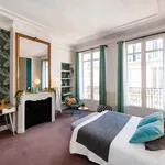 Louez une chambre de 193 m² à Paris