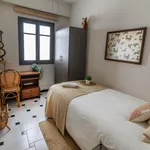 Rent 4 bedroom apartment in Valencia