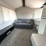 Rent 1 bedroom apartment of 35 m² in Como