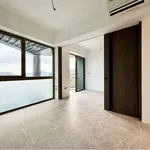 Rent 1 bedroom apartment of 50 m² in Singapore