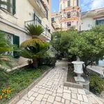 Rent 4 bedroom apartment of 177 m² in Napoli