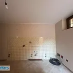 Rent 5 bedroom house of 143 m² in Rome