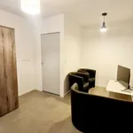 Appartement de 109 m² avec 5 chambre(s) en location à Saint-Étienne