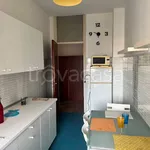 Rent 3 bedroom apartment of 90 m² in Milano